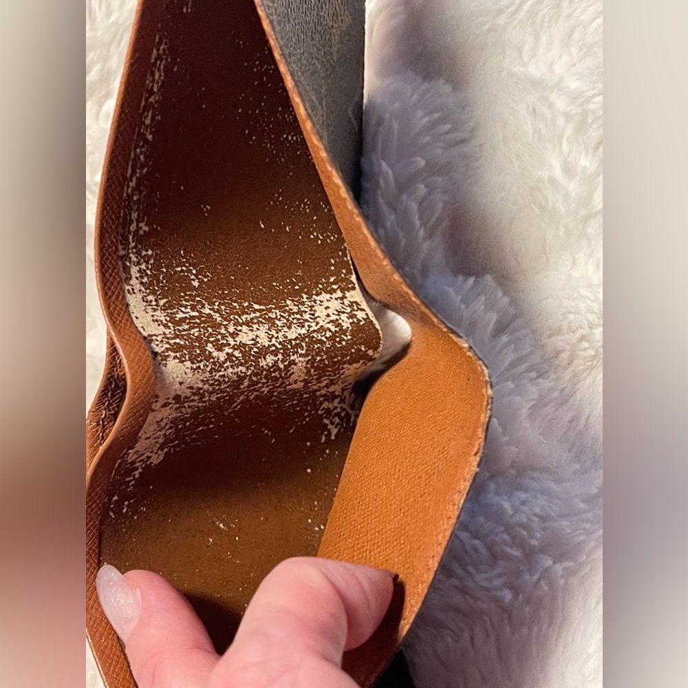 Louis Vuitton Multiple Wallet
Monogram Brown - Picture 10 of 16